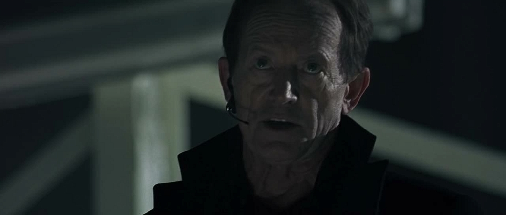 3.Alien Vs Predator 2004 BRRip 720p H264-3Li